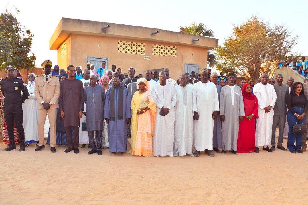 9e édition de la Journée « Setal Sunu Réew Mooy Sunu Karange » : Le DG de l’ASP préside la cérémonie de levée des couleurs au CEM Cité des Enseignants de Guédiawaye