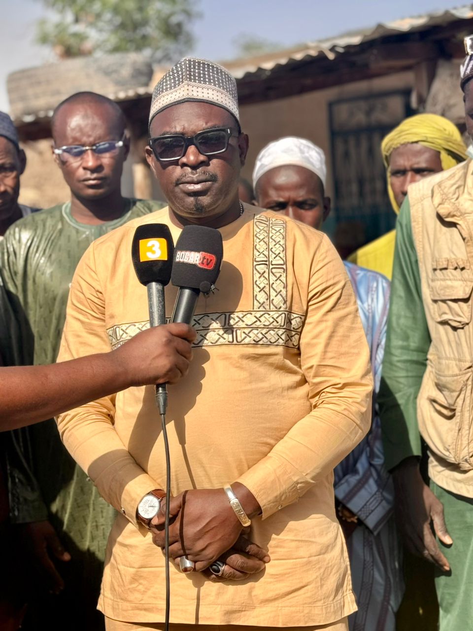 Sambou Biagui au chevet des sinistrés de Sinthiou Sambarou et Sourouyel : Un engagement solidaire en faveur des populations de Tambacounda(Photos)