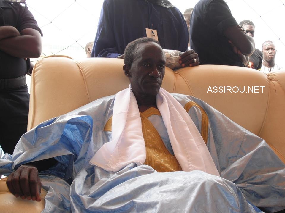 (Vidéo) Touba - Scandale à Mahu Rahmati…. : Les graves révélations de Amary Guèye sur Serigne Cheikh Aliou Mbacké !!