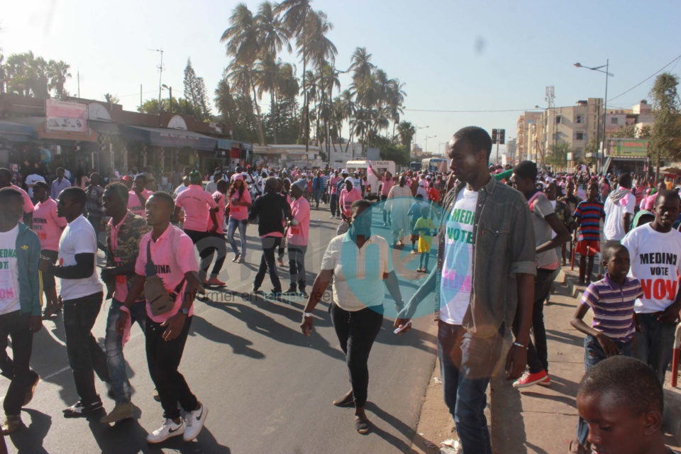 Les images de la caravane du Front du Non dans les rues de la Médina