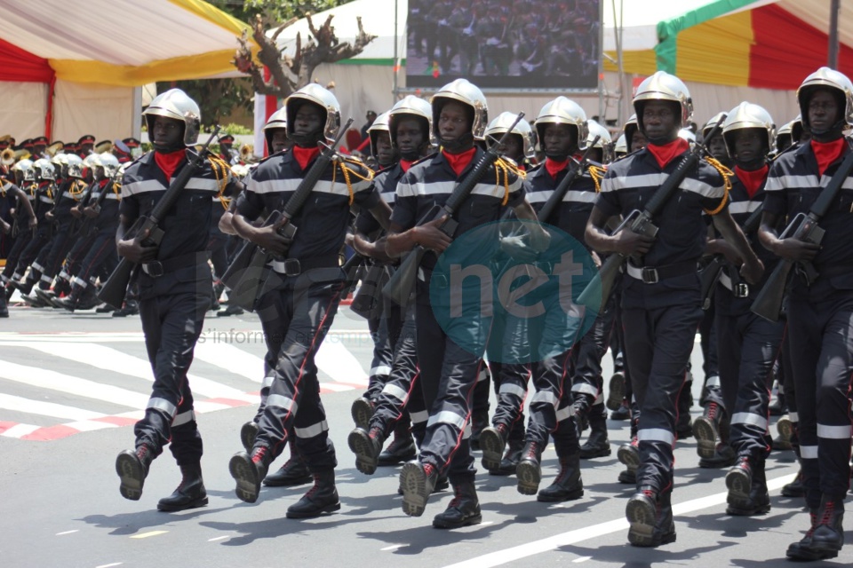 4 avril 2016: Défilé militaire et paramilitaire