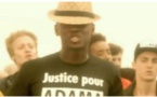 W9 censure un t-shirt de Black M, arboré dans un clip en hommage à Adama Traoré