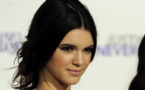 Kendall Jenner complètement nue pour ses 21 ans