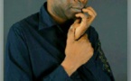 Youssou Ndour concilie micro et glamour