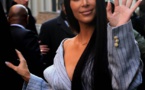 Kim Kardashian, lance sa nouvelle ligne de maquillage intitulée « Dark Star »