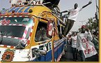 APRES LES ELEVES DU LYCEE DE PIKINE : Les commerçants et chauffeurs de Thiaroye dans la rue