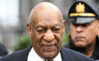 Bill Cosby : une star du Cosby Show vient le soute­nir pour l'ouver­ture de son procès