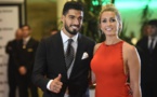 Photos : Luis Suarez mordant avec sa femme au mariage de Messi