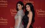 Kylie Jenner présente sa poupée de cire