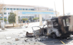 Affrontements entre policiers et étudiants sur l’avenue Cheikh Anta Diop de Dakar...Tout ce que vous n’avez pas vu en images