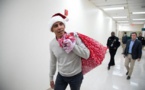 Barack Obama, Père Noël pour les enfants malades de Washington