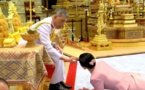 PHOTOS - Le roi de Thaïlande épouse son »garde du corps »