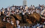 [Vidéo] DIRECT HADJJ 2011: les fidèles se rassemblent sur le Mont Arafat, moment fort du pèlerinage