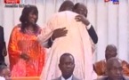 Accolade entre Moustapha Cissé Lô et Moustapha Niasse