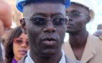 Le Ministre Thierno Alassane Sall se déplace à bord d’un bus Tata