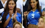 Arrêt sur image: La belle fiancée de Balotelli Fanny avec le maillot de son Mario