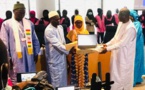 Après son sacre au récital du Coran à Dubaï: La championne mondiale Sokhna Ndaté Cissé récompensée par Cheikh Oumar Anne 