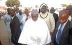 Macky Sall accompagné de son fils Amadou  pour la prière de l'Aïd-el fitr ,  à la Grande  mosquée de Dakar 