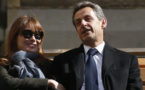 Valérie Trierweiler raconte comment Nicolas Sarkozy a voulu sauver l’e-réputation de Carla Bruni