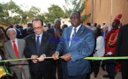 François Hollande et Macky Sall en visite  à la maison de feu Léopold Sédar Senghor (images)