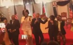 Obama esquisse quelques pas de danse au Kenya !