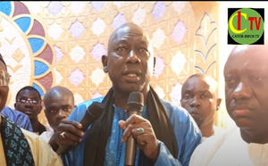 Remise des clés Grande Mousqué de Thilmakha par Serigne Bassirou Gueye, président de L'OFNAC