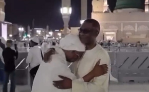 En Oumra à la Mecque : Youssou Ndour y rencontre sa sœur Aby Ndour