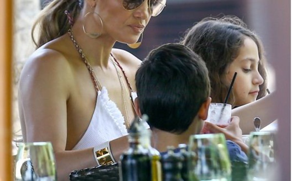 Jennifer Lopez et ses enfants en toute complicité