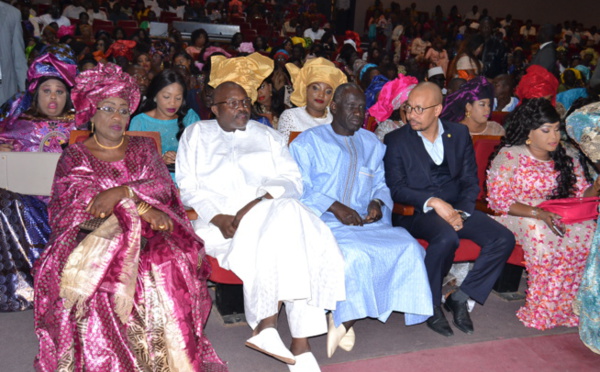 42 images, anniversaire Mame Goor Djazaka remplit le sorano. Regardez