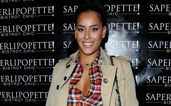 PHOTOS- Amel Bent poste une photo toute mignonne de sa fille pour son premier anni­ver­saire