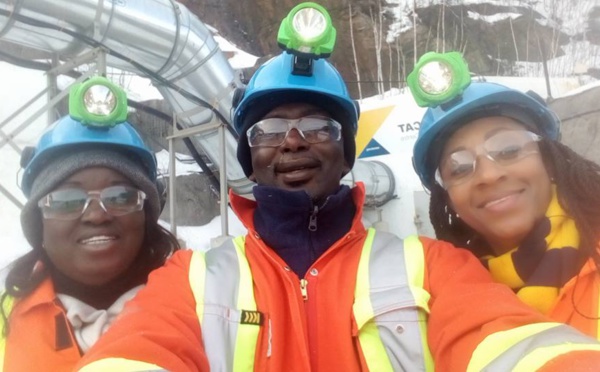 Les députés Elène Tine et Cheikhou Oumar Sy jouent aux mineurs au Canada, regardez..