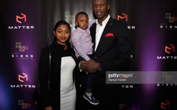 11 photos : Gorgui Sy Dieng, tout heureux avec sa femme et son garçon 