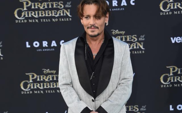 Johnny Depp ruiné... à cause de sa sœur ?