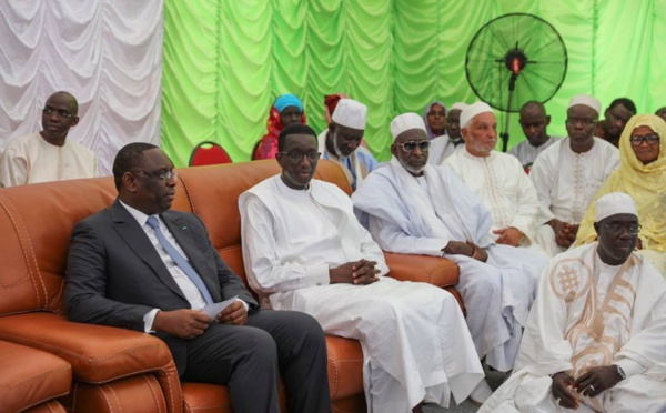 Photos : Macky Sall a présenté ses condoléances au MEFP, Amadou Bâ suite au décès de sa maman