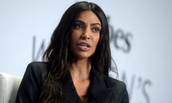 Kim Kardashian accusée de mettre en danger son fils, Saint