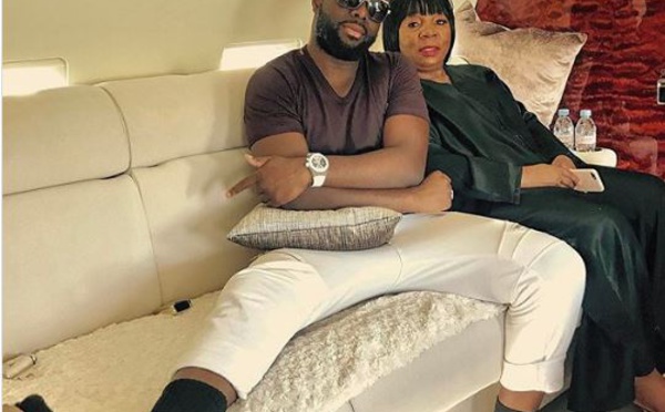 PHOTO-Maître Gims partage un tendre moment de complicité avec sa mère