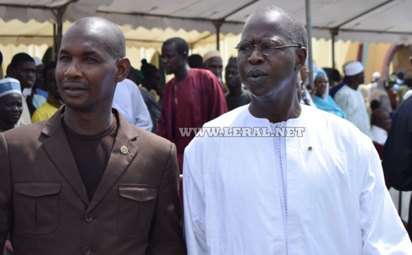 Vidéo et photos : l'émouvante levée du corps de M. Aliou Sow (CSE), à la mosquée Omarienne 