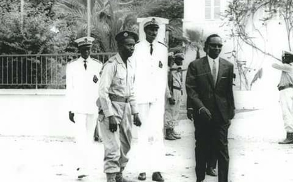 Photos :  Valdiodio Ndiaye et le Gouverneur Abdou Diouf à Kaolack en juin 1962