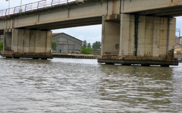 Arrêt sur images- Le Pont Emile Badiane de Ziguinchor menace de s'écrouler