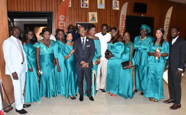 Photos : Abdoulaye Thiam, le président de l'ANPS* avec ses 9 "femmes", regardez