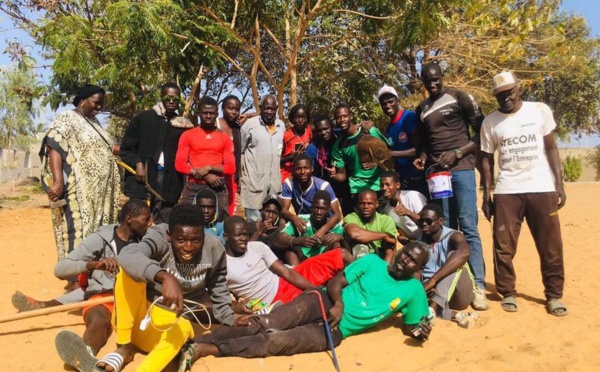 TrashChallenge : Village de guerre nettoie de fond en comble le lycée de Thiaroye