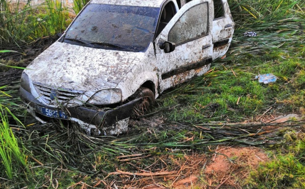 Photos : Accident rocambolesque sur l'autoroute a péage à hauteur de Keur Mbaye Fall 