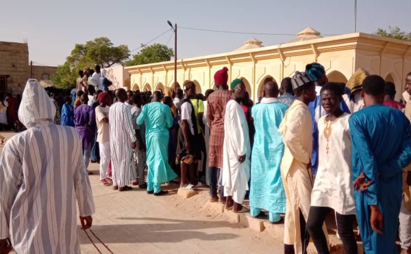 Touba: Suivez l’enterrement de Cheikh Béthio à Bakhya