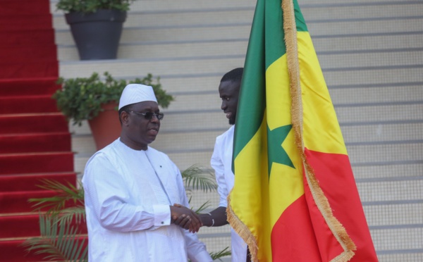 PHOTOS - Cérémonie de remise du Drapeau à l'équipe Nationale de Football