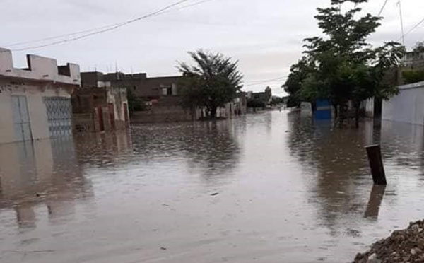 (Photos)- Kaolack: Les eaux de pluie engloutissent le bassin de rétention de Khakhoum