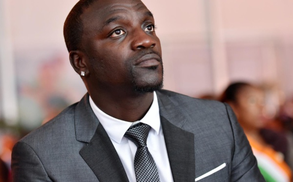 Akon futur président des États-Unis ? Le chanteur veut se présenter en 2024 (Vidéo)