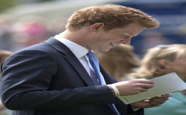 Le prince Harry regrette son comportement