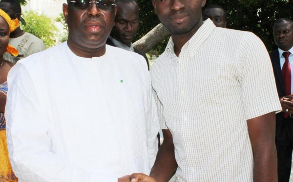 Le journaliste Tapa Tounkara et Président Macky Sall