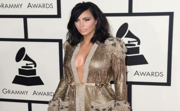 Kim Kardashian : sa robe Jean Paul Gaultier des Grammy ? Déchirée !