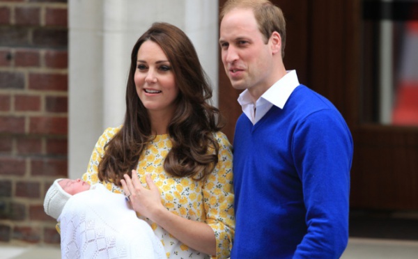 Kate Middleton maman émouvante, tandis que William va finir son congé paternité